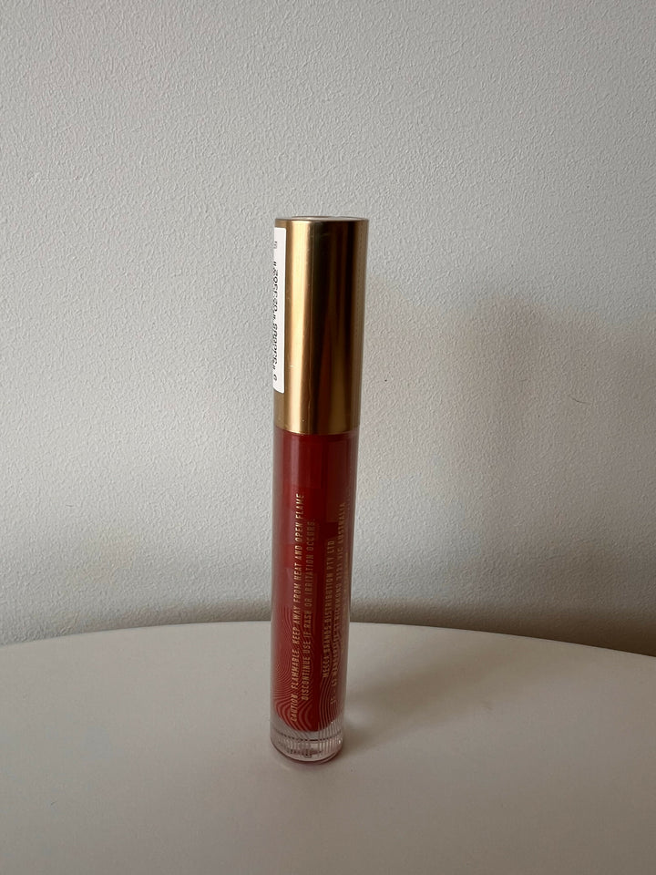 Mecca Max Pout Paint Matte Liquid Lipstick