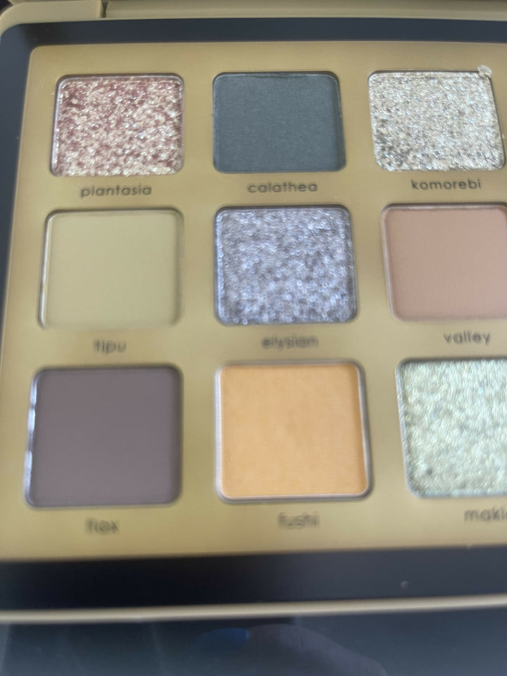 NATASHA DENONA YUCCA PALLETTE BRAND NEW IN BOX