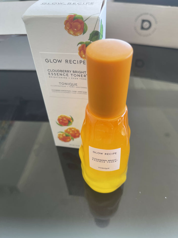 Glow recipe Cloudberry Essence Toner