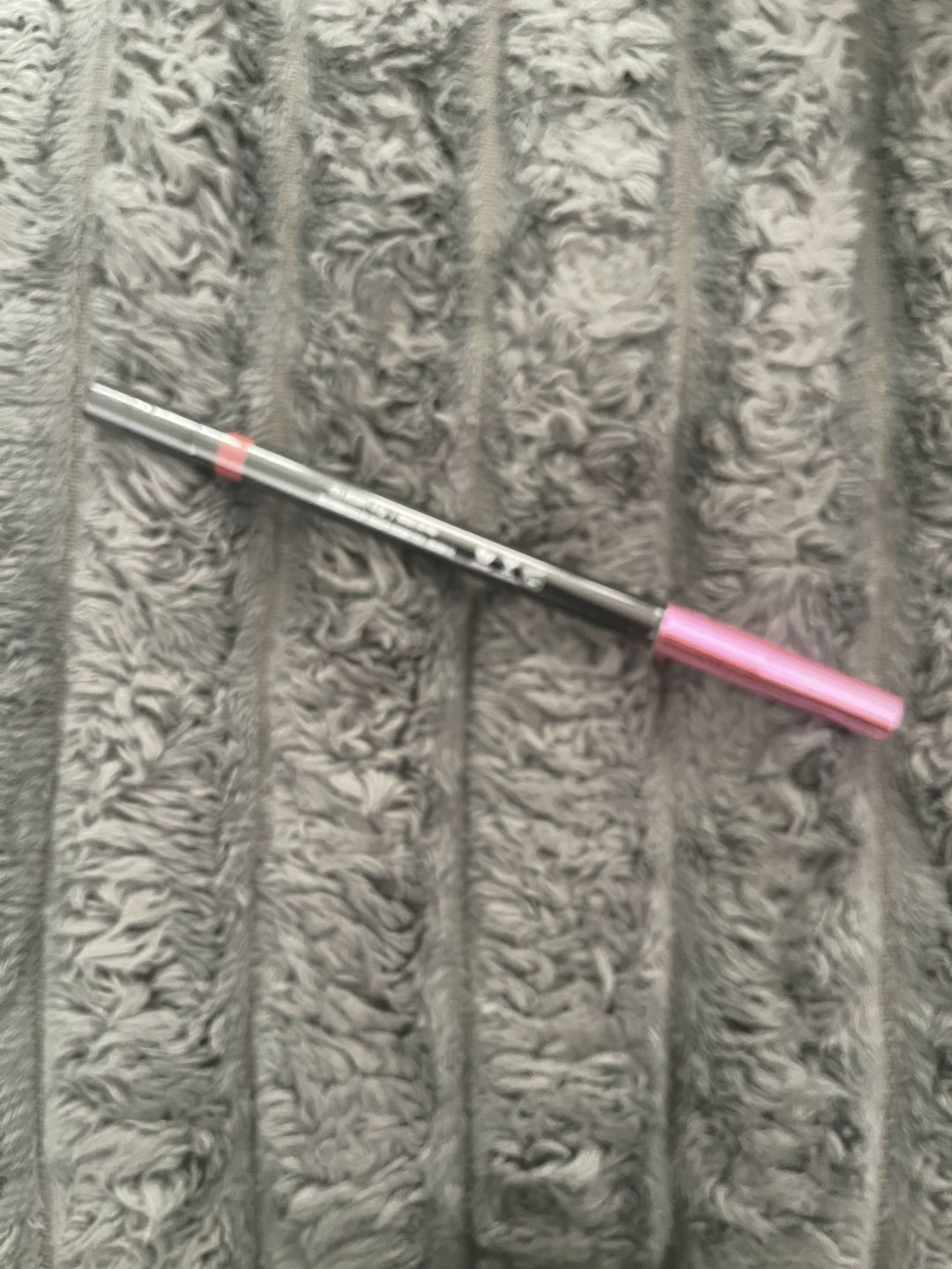 QUEEN LIP LINER IN PASSION