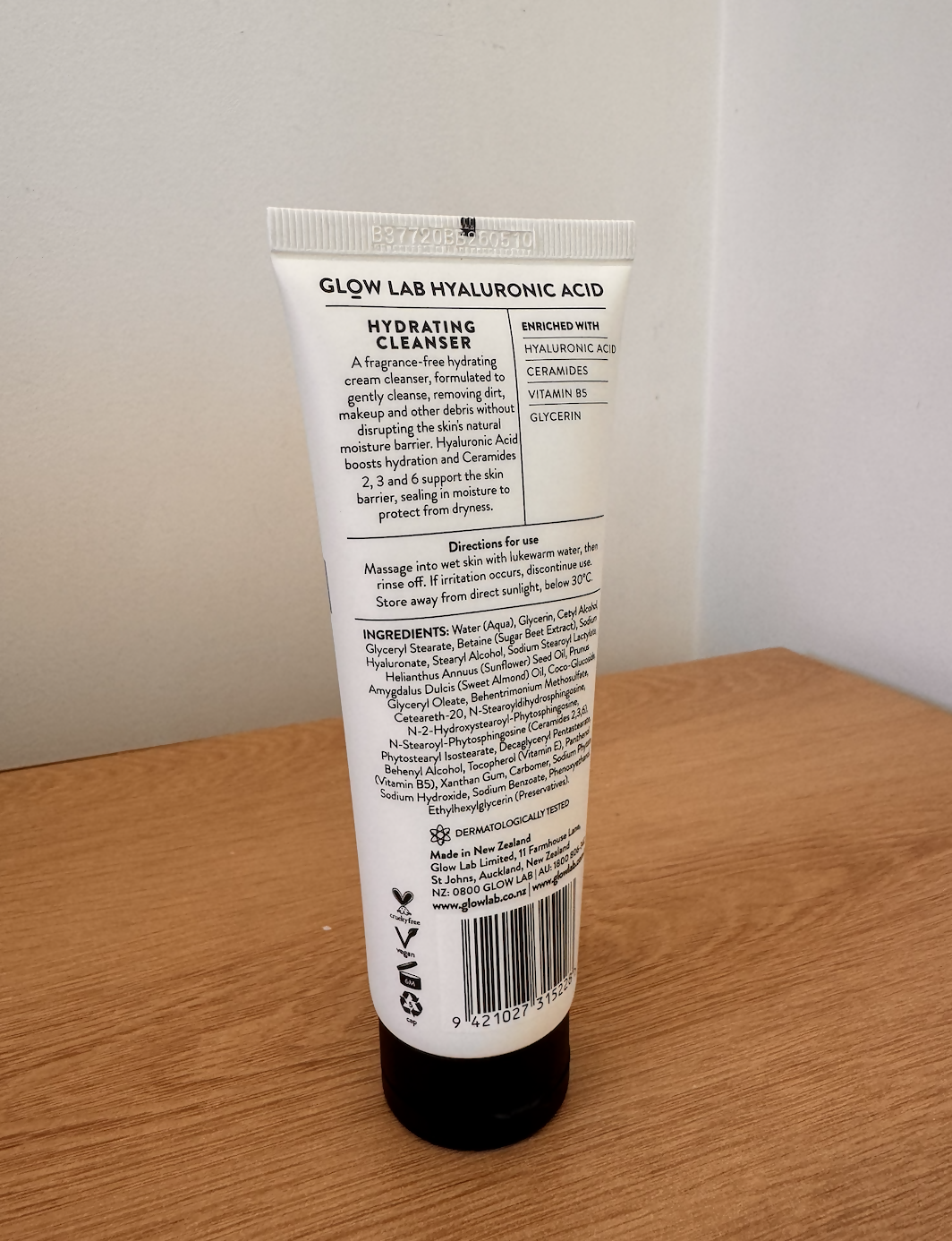 Glow Lab Hyaluronic Acid Hydrating Cleanser
