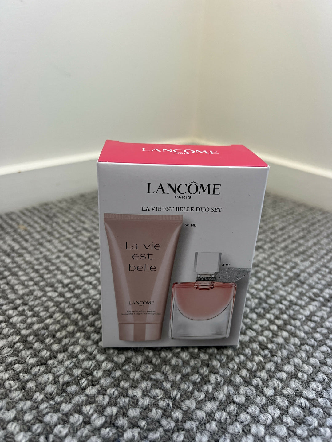 Lancôme La Vie Est Belle Eau De Parfum 50ml & Body Lotion 2 Piece Set