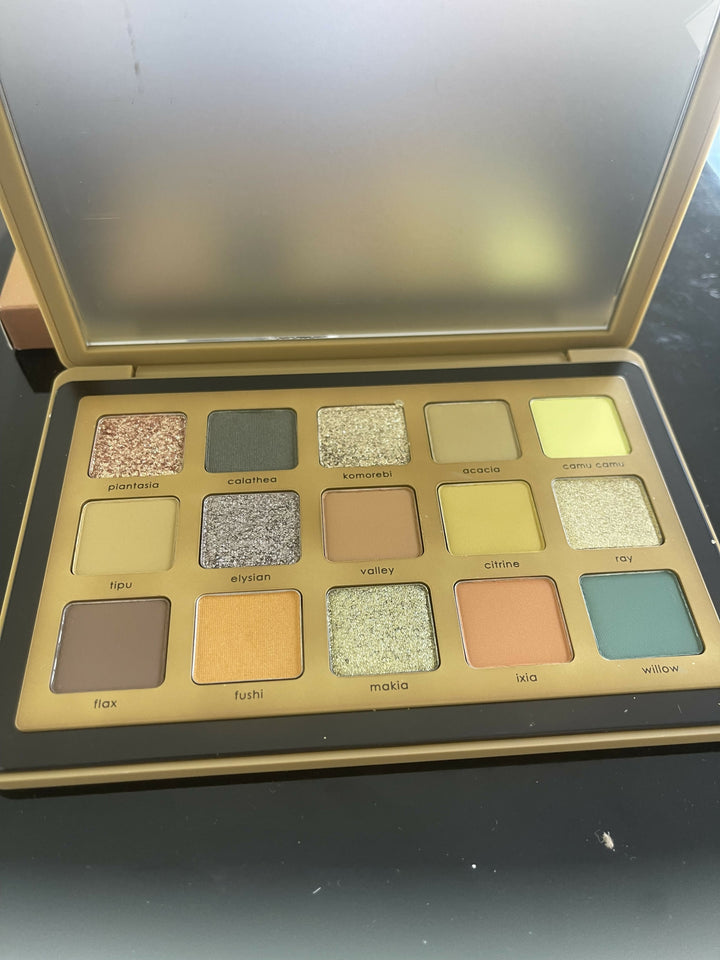 NATASHA DENONA YUCCA PALLETTE BRAND NEW IN BOX