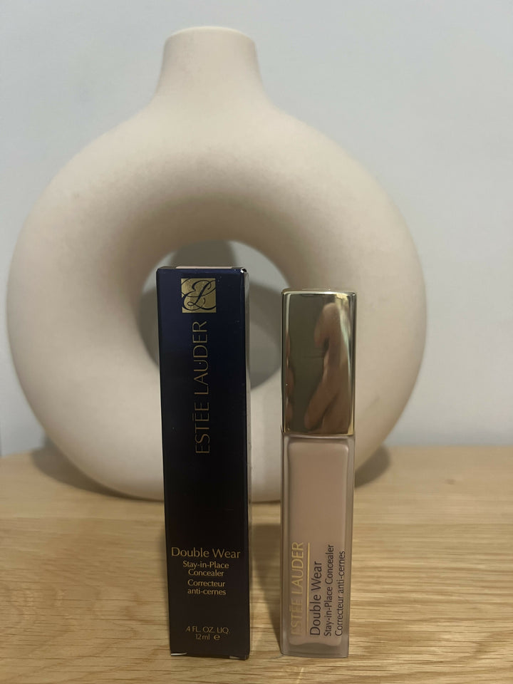 Double Wear Stay-in-place concealer 2C