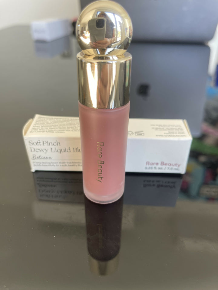 RARE BEAUTY DEWY LIQUID BLUSH IN BELIEVE